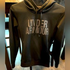 Black Under Armor hoodie - XS